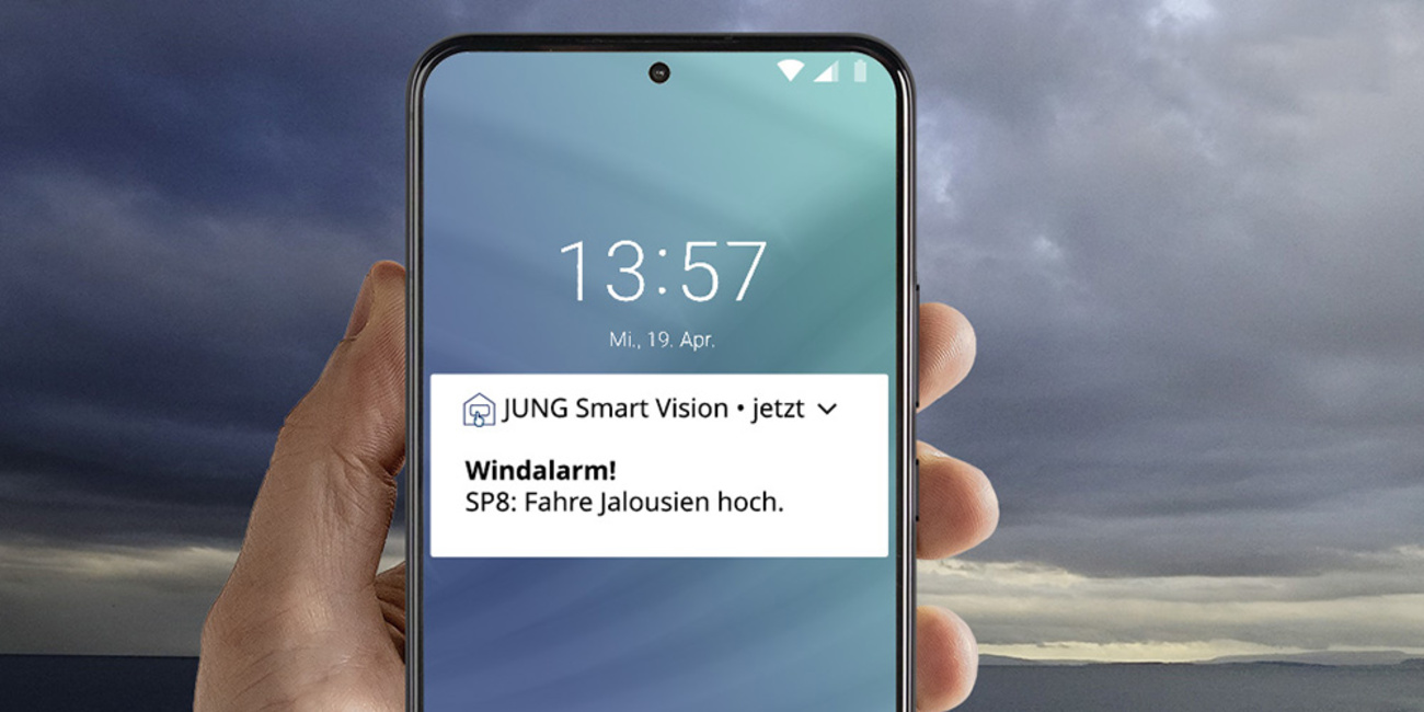 JUNG Smart Panel 8 bei Möser-Elektrotechnik GmbH in Mücke